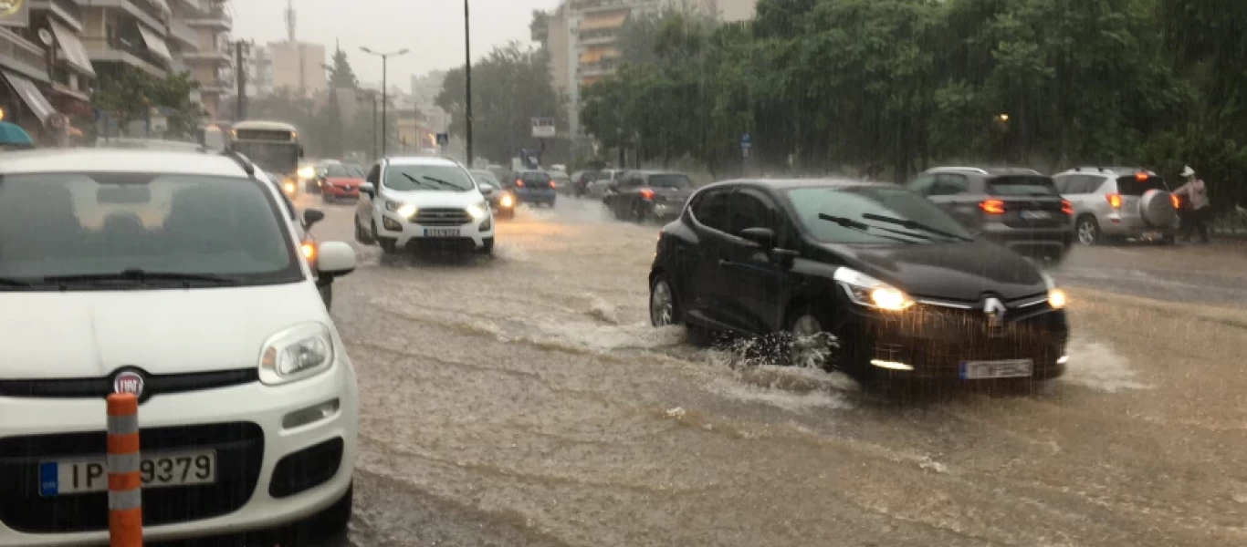 Γλυκά Νερά: Διακοπή κυκλοφορίας στο ρεύμα προς Πειραιά και στην Ολυμπιονικών λόγω κακοκαιρίας